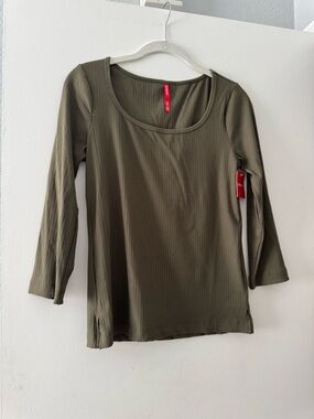 NWT SPANX Ribbed Scoop-Neck Olive Top